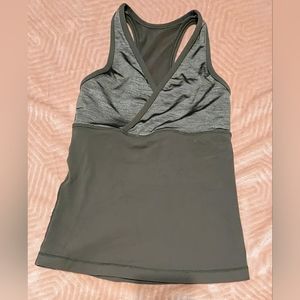 NWOT Lululemon Size 0 CROSSOVER Tank